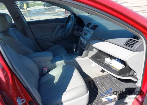 2011 Toyota Camry Le z USA, uszkodzony, nr VIN 4T4BF3EK9BR155386